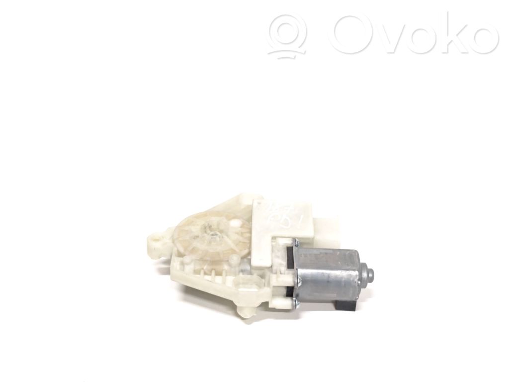 BMW 7 G11 G12 Silnik regulatora szyby drzwi przednich 