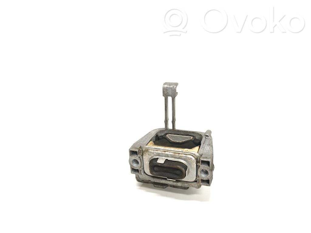 Skoda Superb B8 (3V) Engine mount bracket 