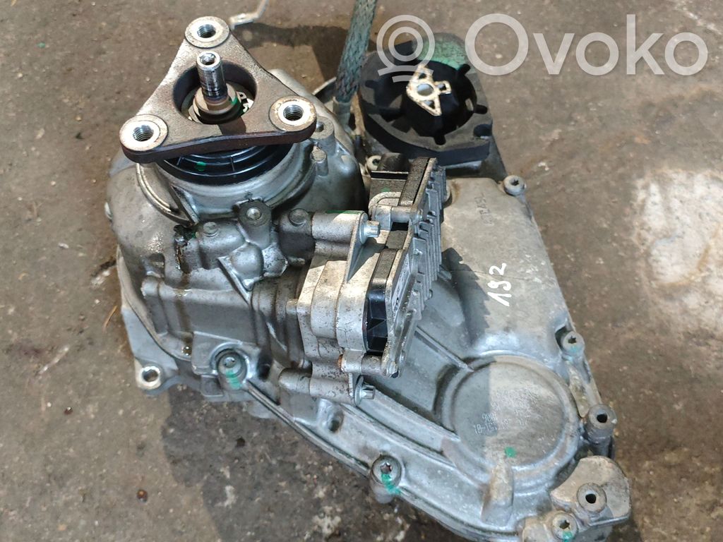 BMW X5 F15 Pavarų dėžės reduktorius (razdatkė) 