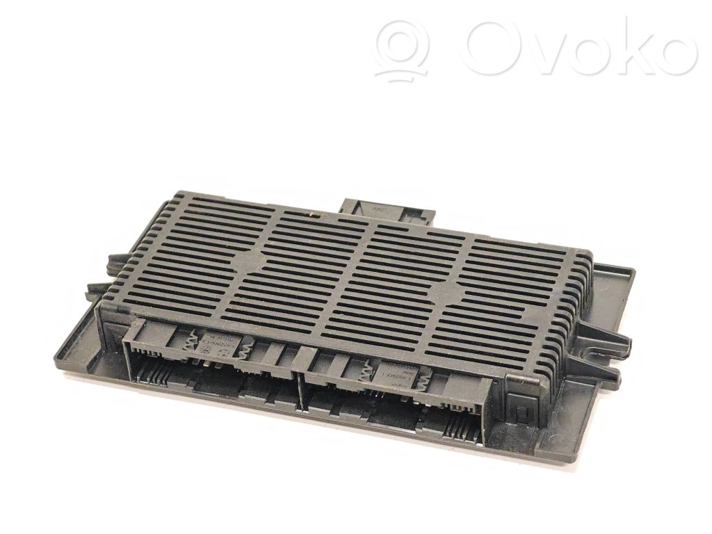 BMW 1 E82 E88 Module d'éclairage LCM 