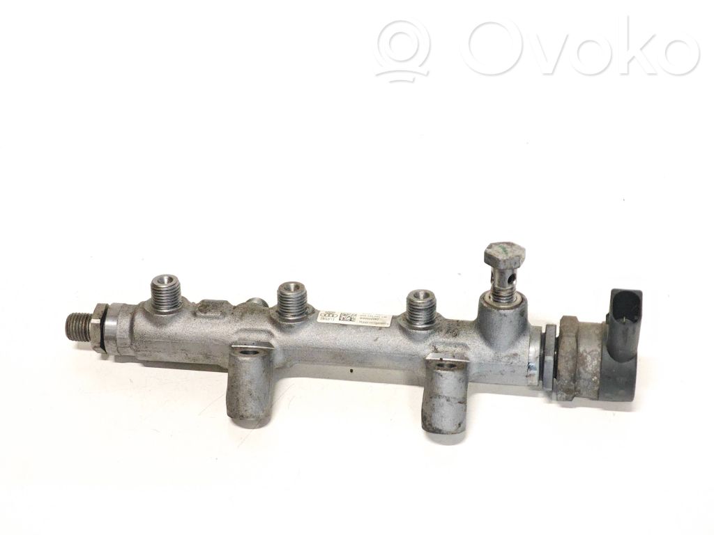 Listwa wtryskowa   059130090CM,900000382,059130090