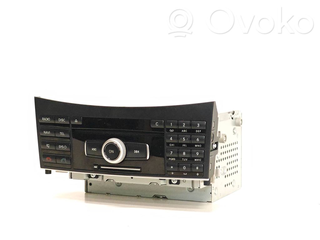 Mercedes-Benz E W212 Panel / Radioodtwarzacz CD/DVD/GPS 