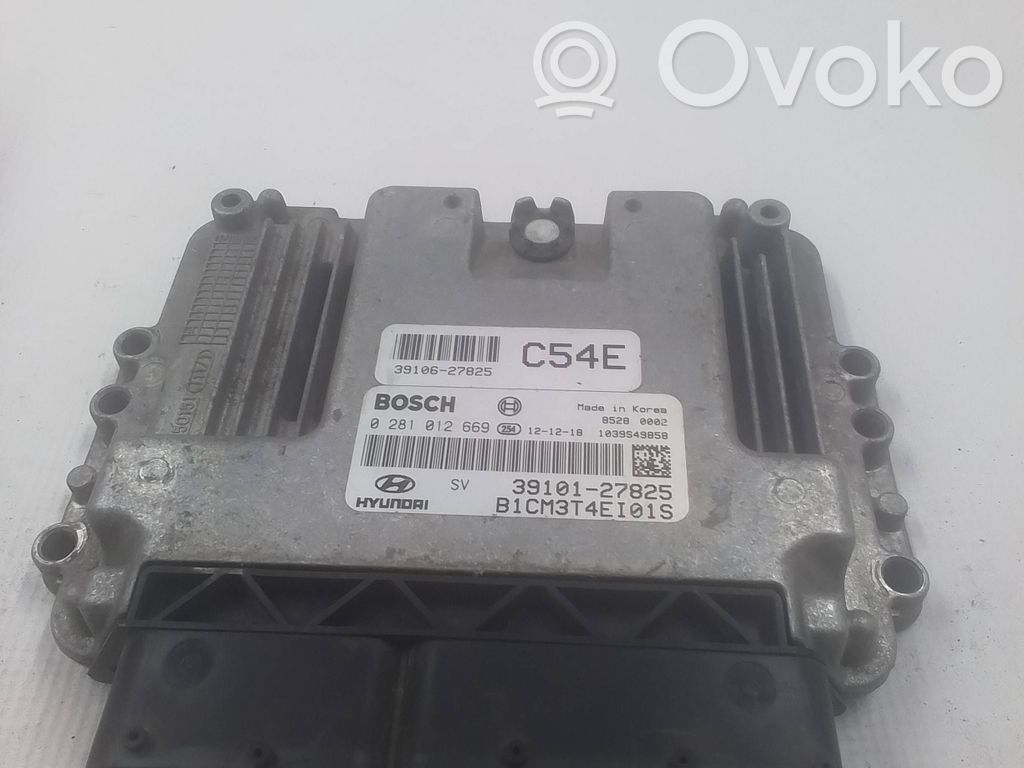 Hyundai Santa Fe Engine control unit/module 