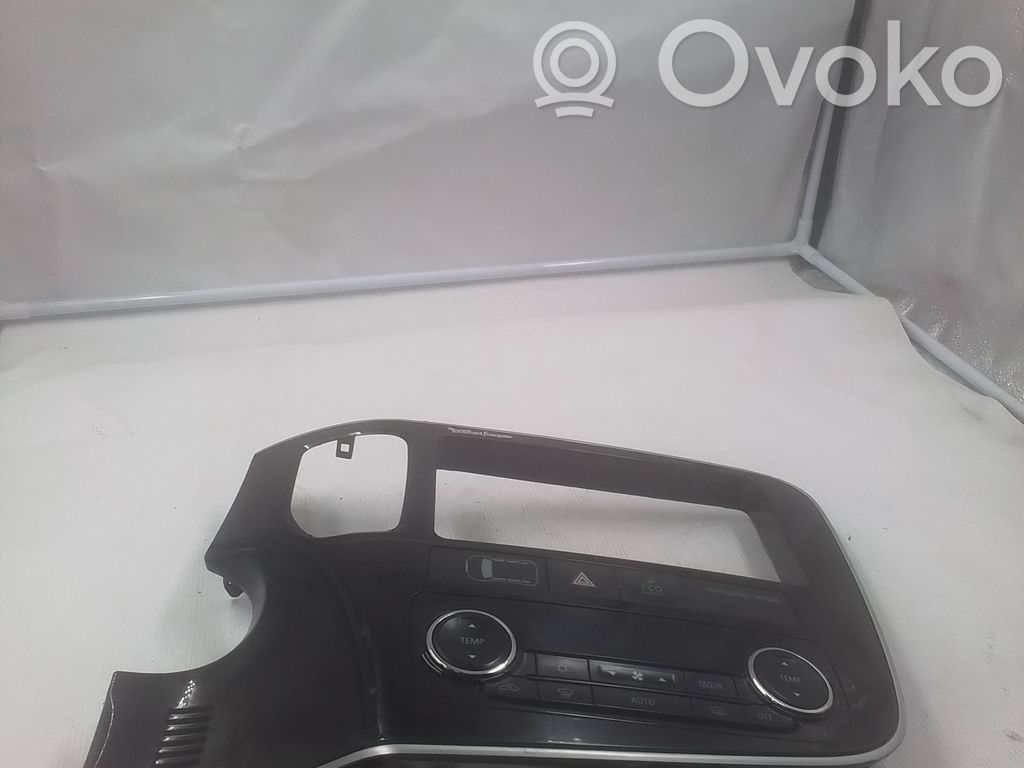 Mitsubishi Outlander Climate control unit 