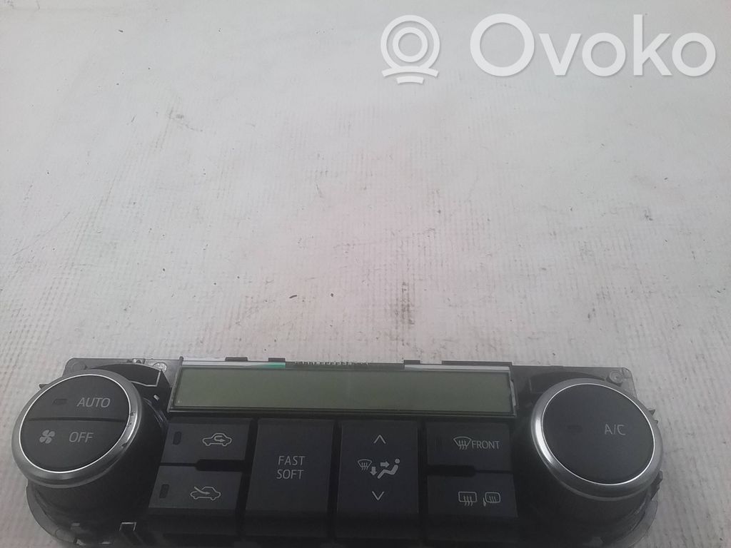 Toyota Auris E180 Climate control unit 