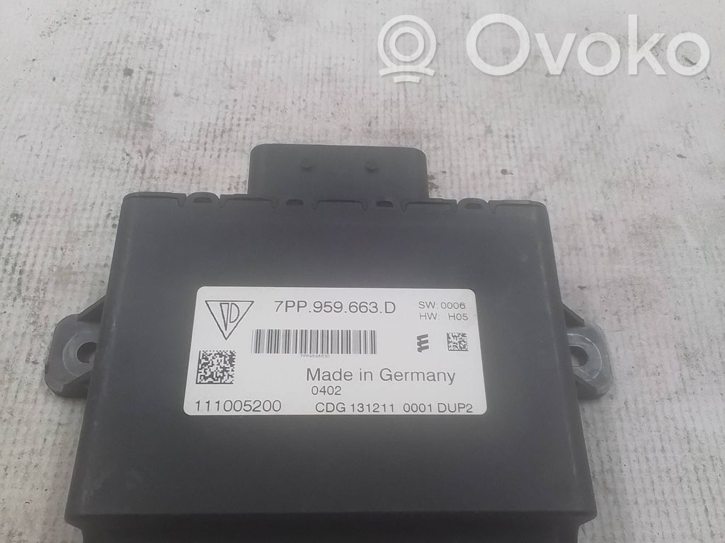 Porsche Panamera (970) Voltage converter/converter module 