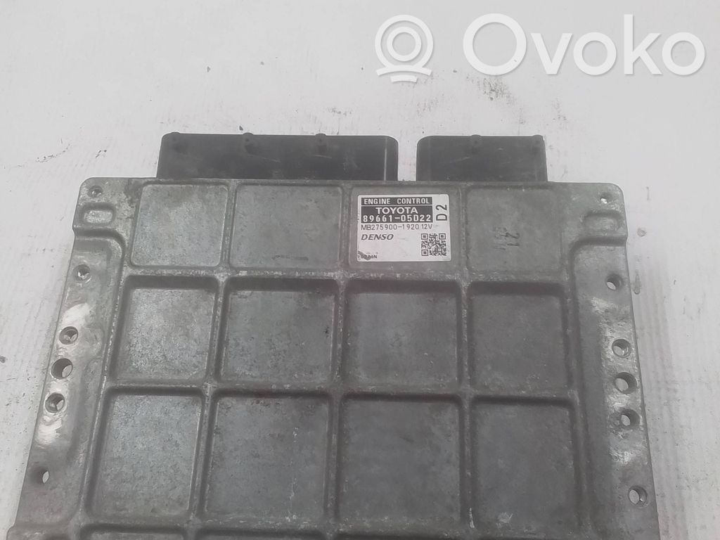 Toyota Avensis T270 Engine control unit/module 