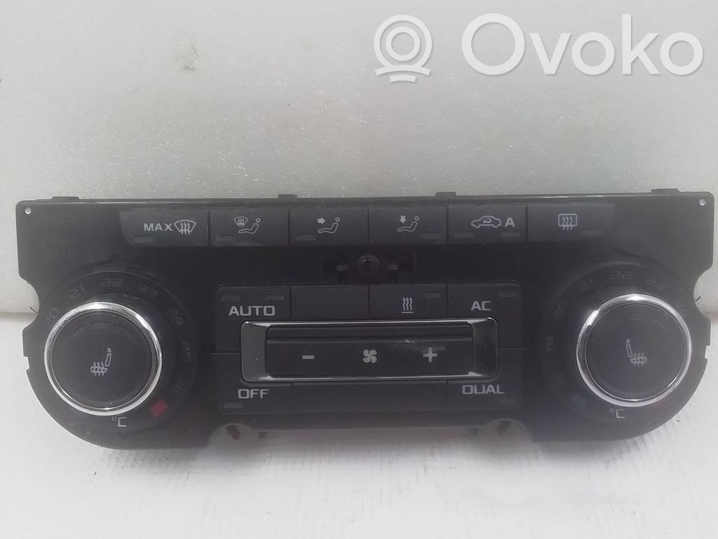 Skoda Octavia Mk2 (1Z) Unitate control climatizare 