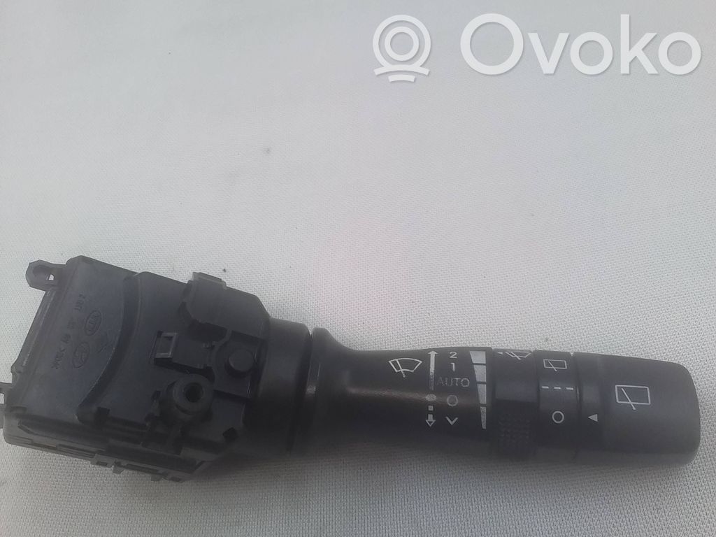 KIA Sportage Wiper control stalk 