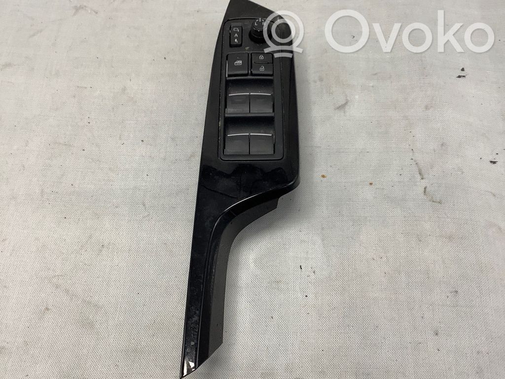 Toyota Corolla E160 E170 Electric window control switch 