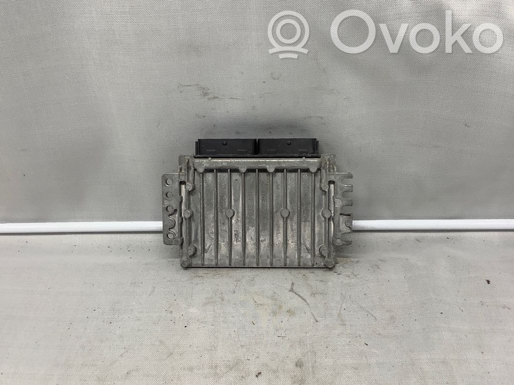Renault Megane II Engine control unit/module 