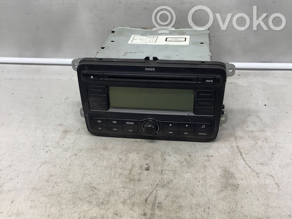 Skoda Octavia Mk2 (1Z) Panel / Radioodtwarzacz CD/DVD/GPS 