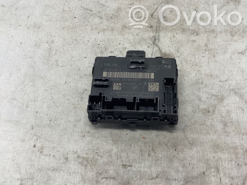 Skoda Enyaq iV Door control unit/module 