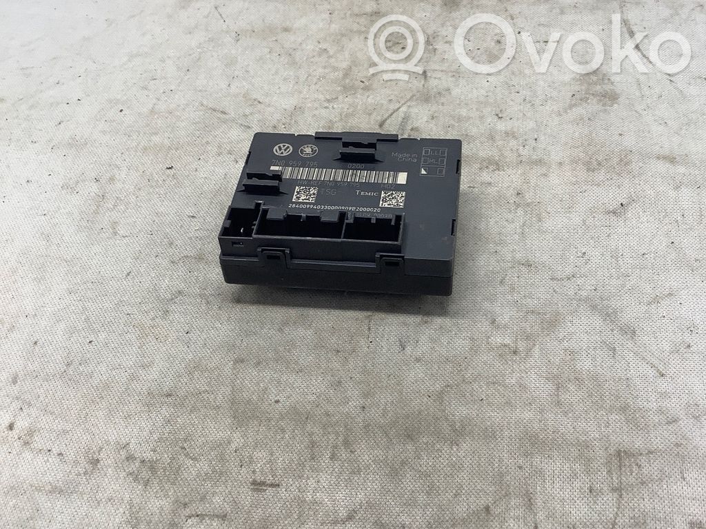 Skoda Superb B6 (3T) Door control unit/module 