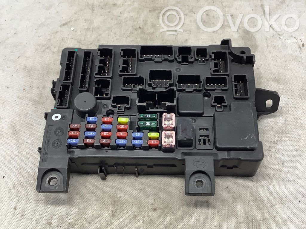 Mitsubishi Outlander Módulo de fusible 