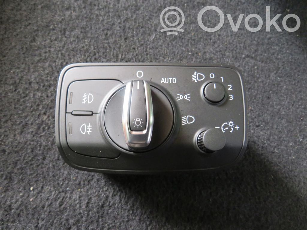 Lichtschalter   8V0941531Q