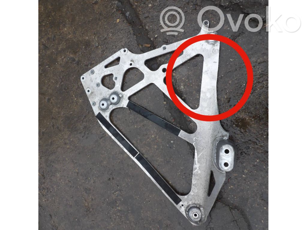 Front upper strut mount   9504172