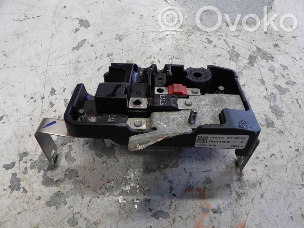 Módulo de fusible   241143140R,030127311,BFT1X82PP2