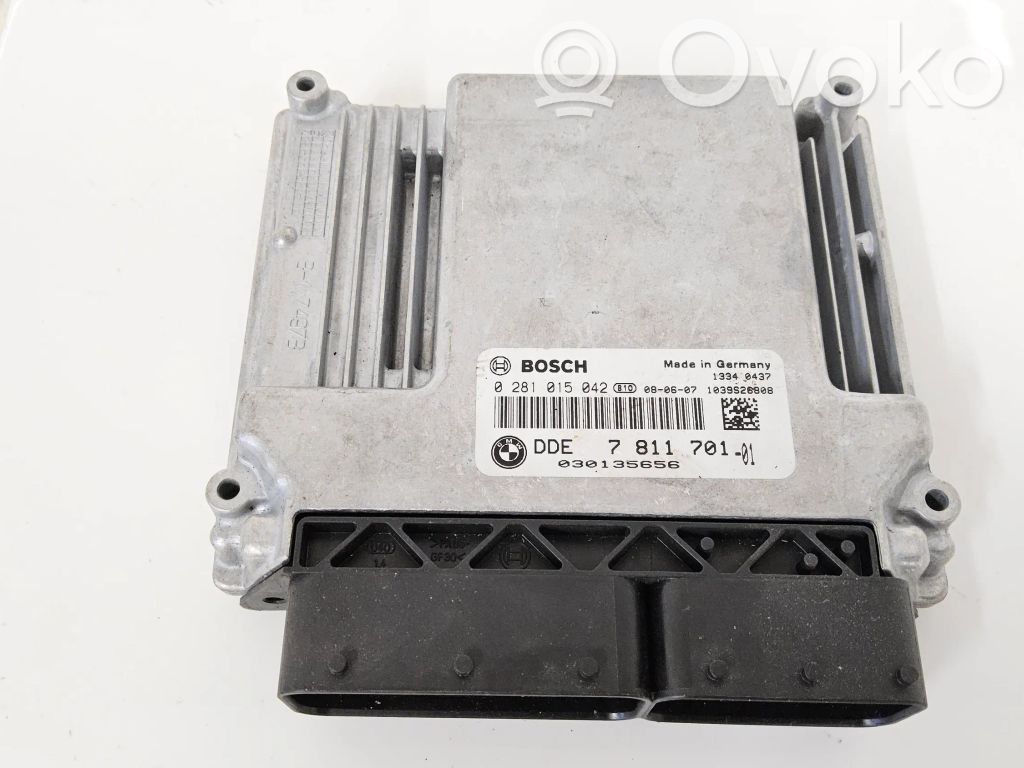 BMW 1 E81 E87 Engine control unit/module 