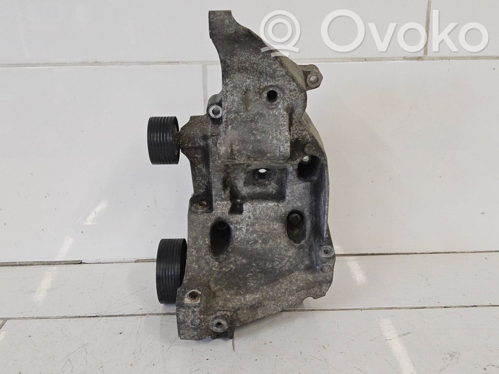 Generator/alternator bracket   7802639,13992010