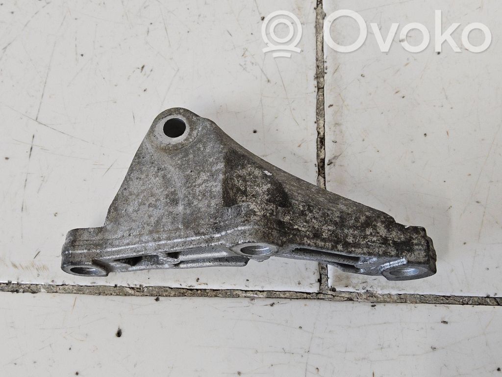 BMW 3 E90 E91 Fuel pump bracket 