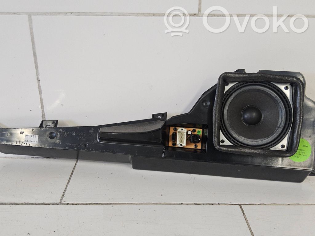 BMW 7 E38 Front door speaker 