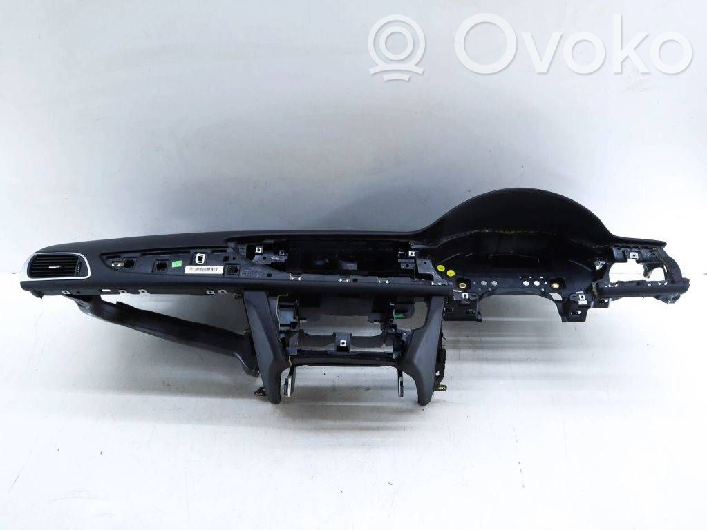Audi A6 Allroad C7 Dashboard 