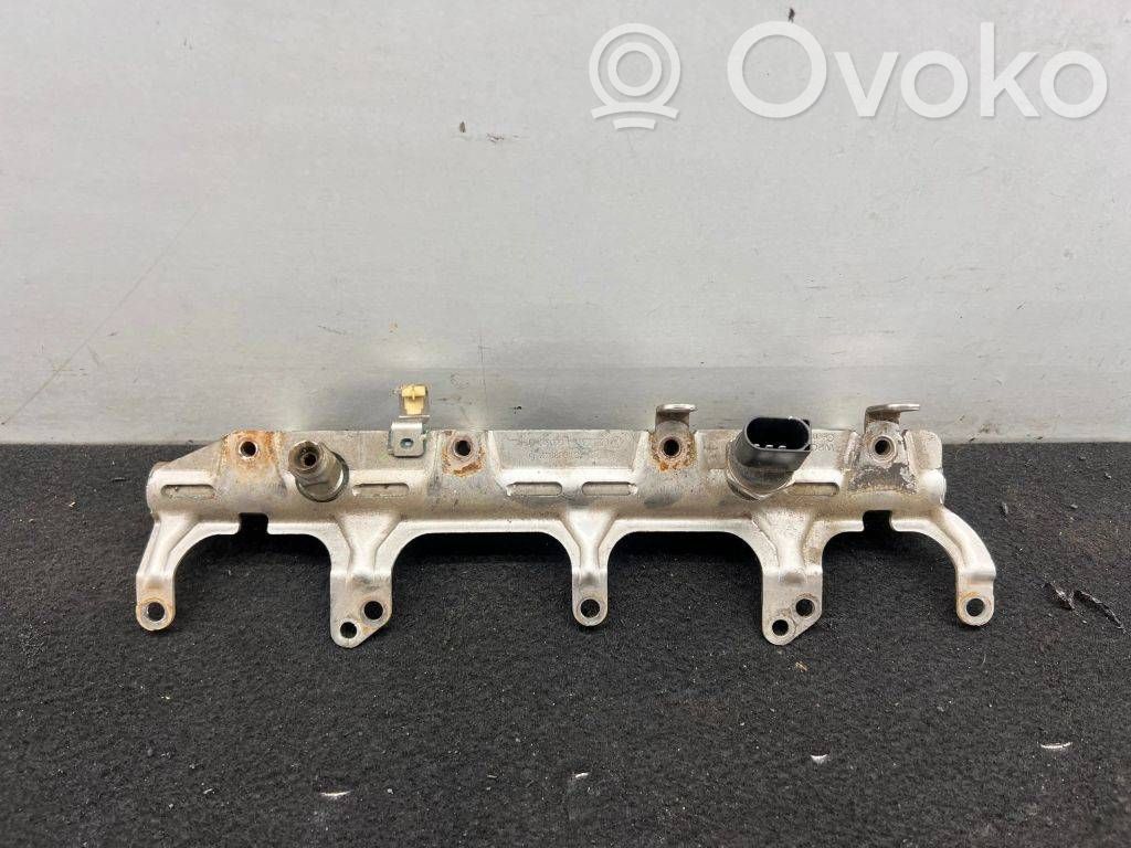 Audi A3 S3 A3 Sportback 8P Listwa wtryskowa 