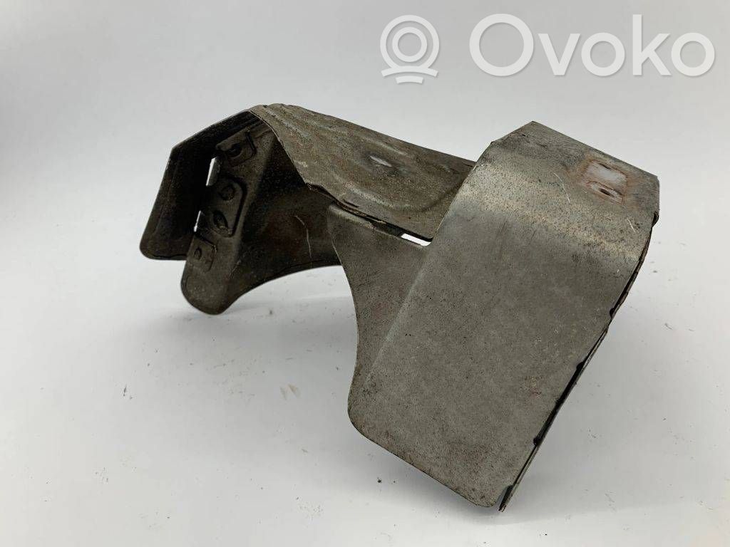 Audi Q7 4L Hitzeschutz Abschirmblech Motorraum 