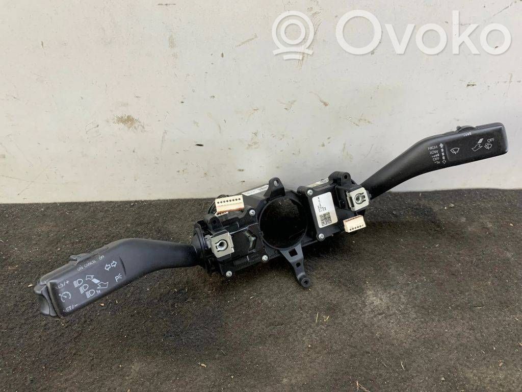 Skoda Superb B6 (3T) Wiper turn signal indicator stalk/switch 