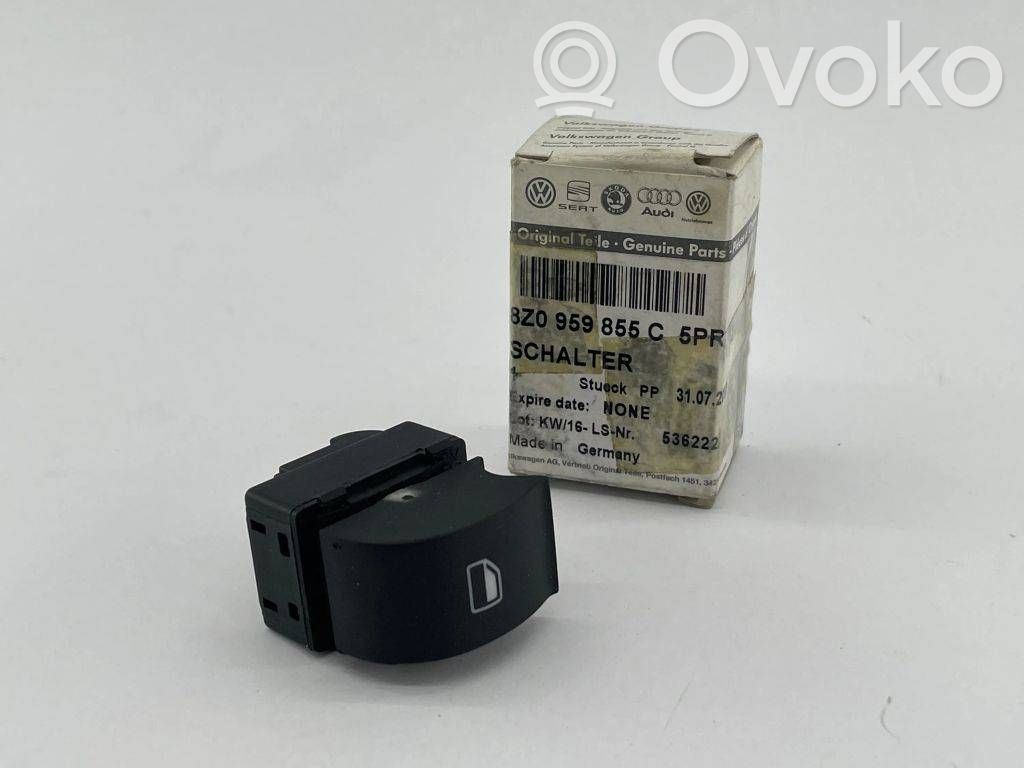 Audi A3 S3 8P Electric window control switch 