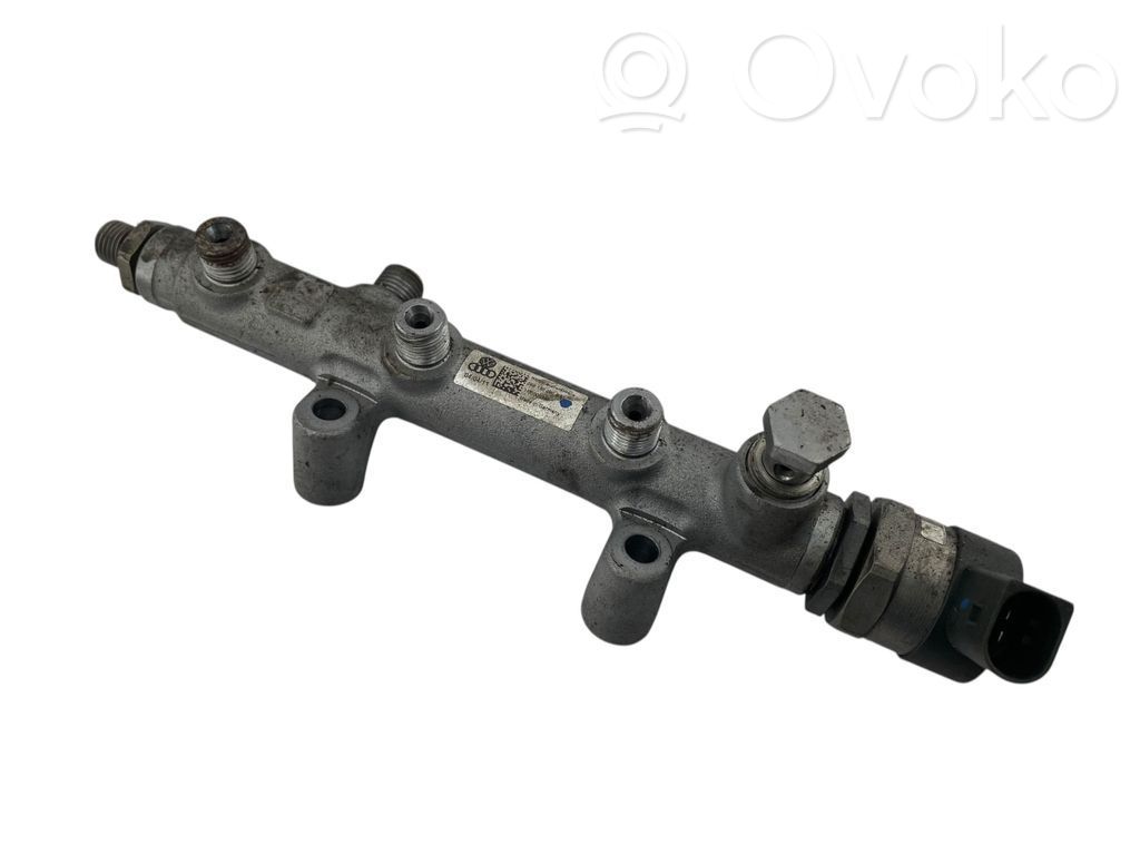 Audi A5 Sportback 8TA Fuel main line pipe 