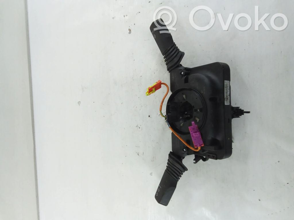 Opel Astra H Interruptor/palanca de limpiador de luz de giro 
