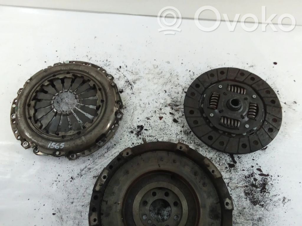 Opel Corsa D Sajūga komplekts 