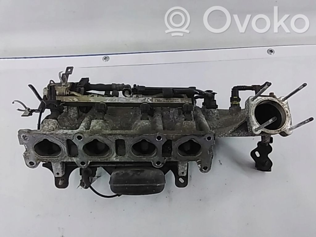 Opel Corsa D Colector de admisión 