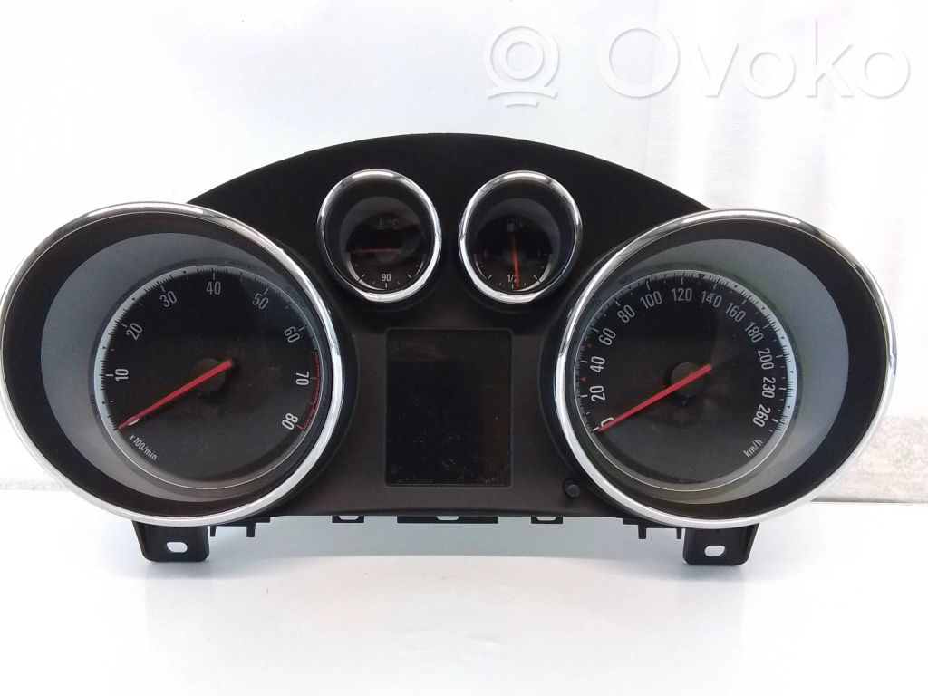 Opel Astra J Speedometer (instrument cluster) 