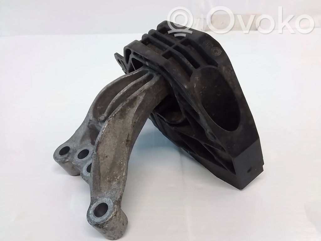 Opel Corsa F Engine mounting bracket 