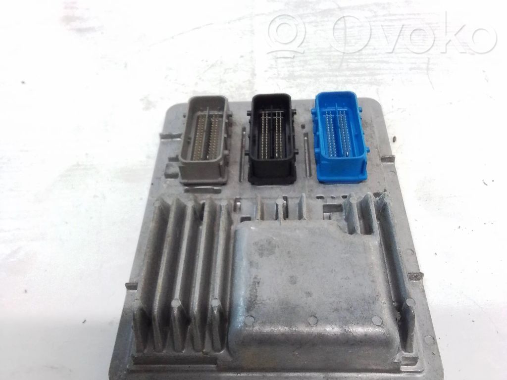 Opel Insignia B Engine control unit/module 
