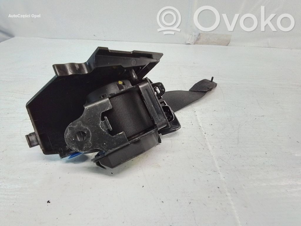 BMW 4 F32 F33 Rear seatbelt 
