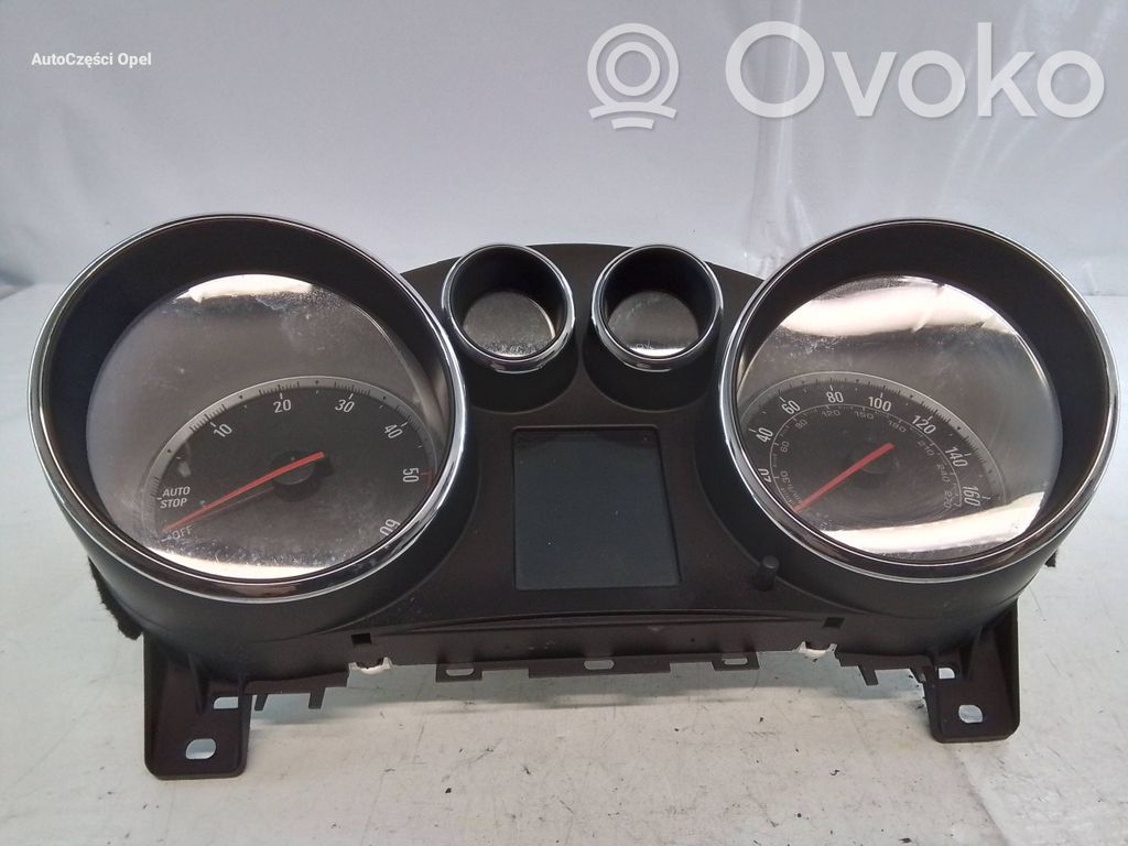 Opel Astra J Speedometer (instrument cluster) 