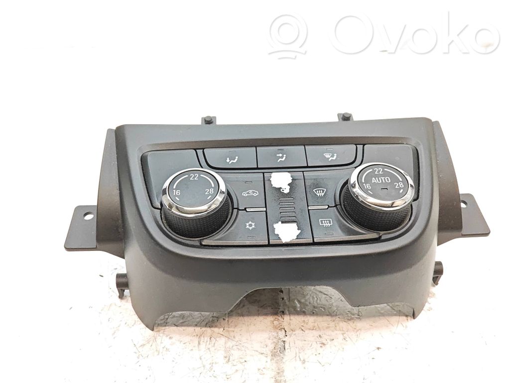 Opel Mokka Climate control unit 