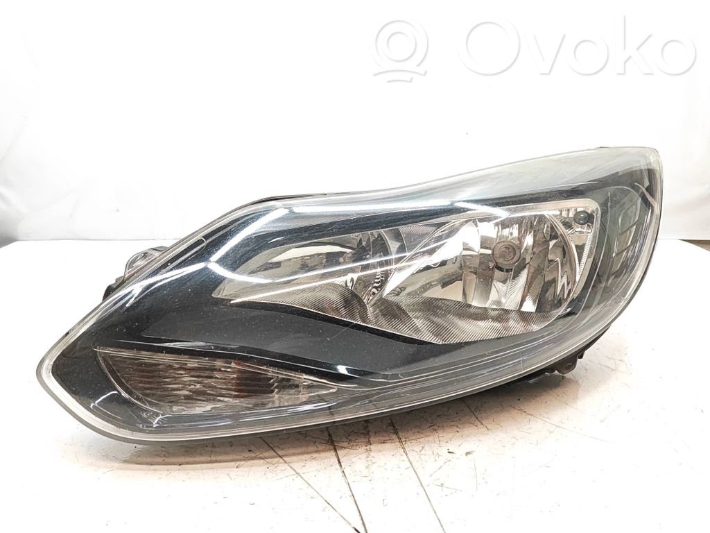 Ford Focus Etu-/Ajovalo 