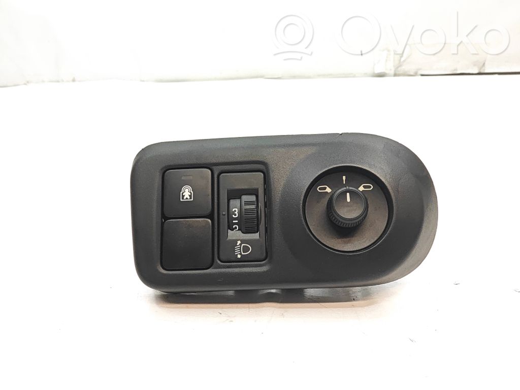 Citroen C4 Cactus Wing mirror switch 
