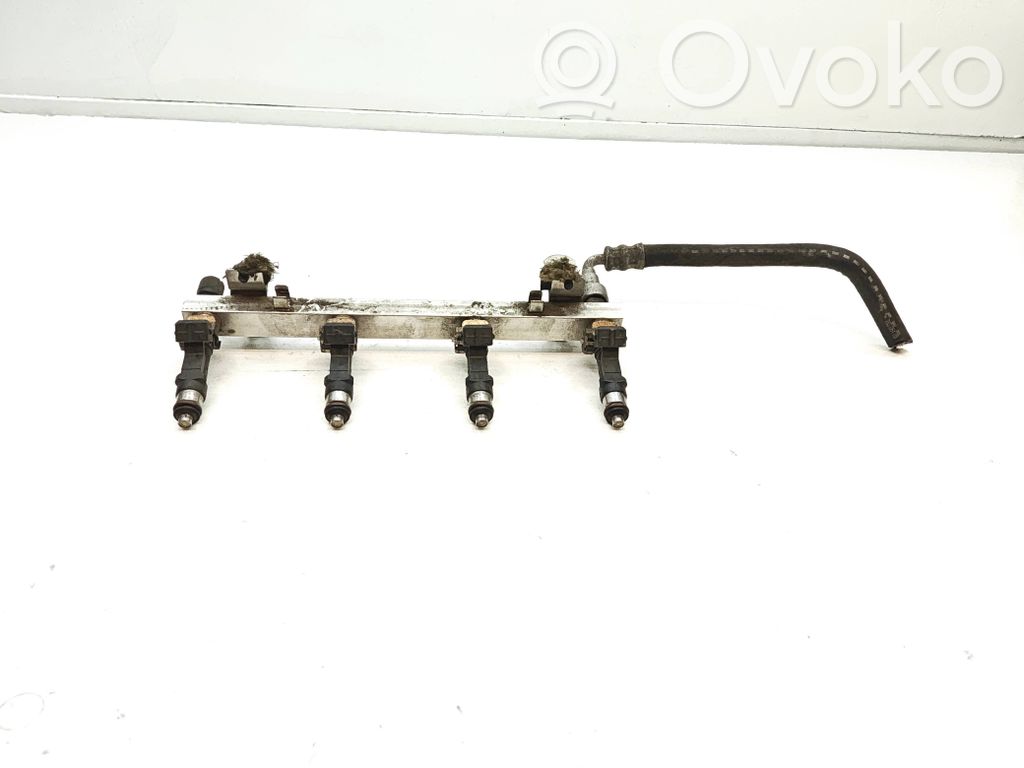 Opel Corsa D Tubo principal de alimentación del combustible 