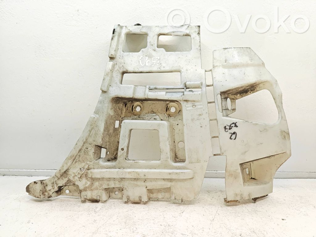 BMW 1 E82 E88 Galinis laikiklis bamperio 