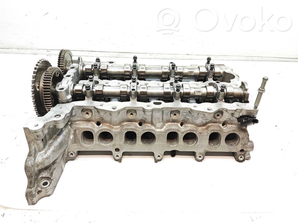 Opel Zafira C Engine head 