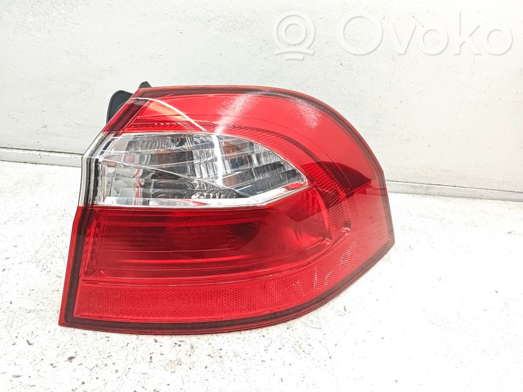 KIA Rio Luci posteriori 