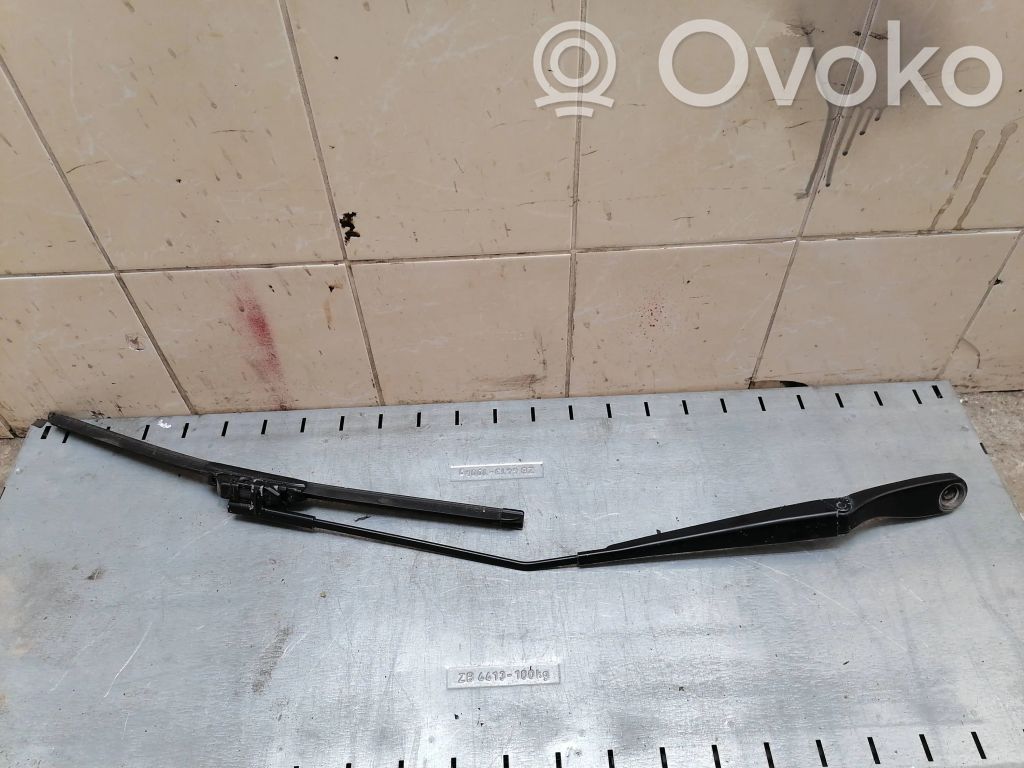 Volvo V50 Wischerarm vorne 