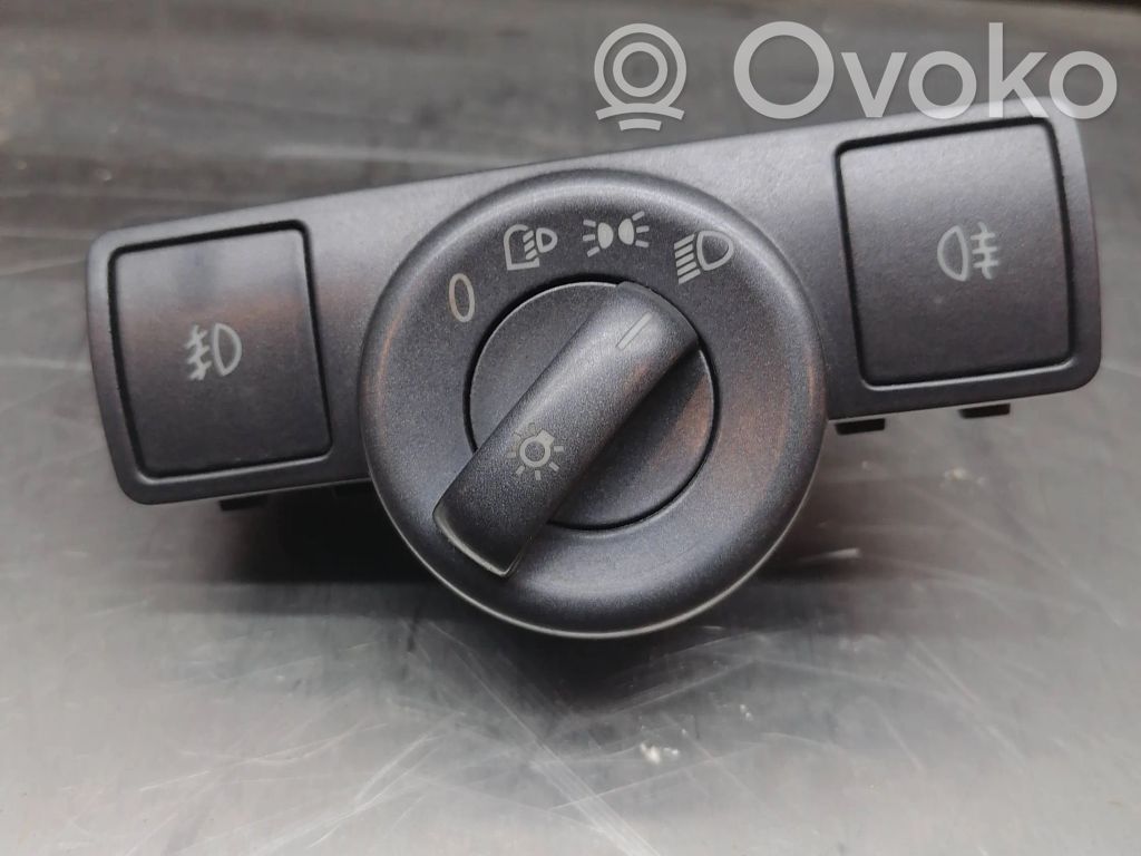 Volkswagen Phaeton Light switch 