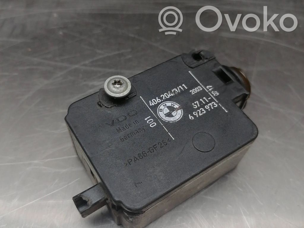BMW 3 E46 Fuel tank cap lock 